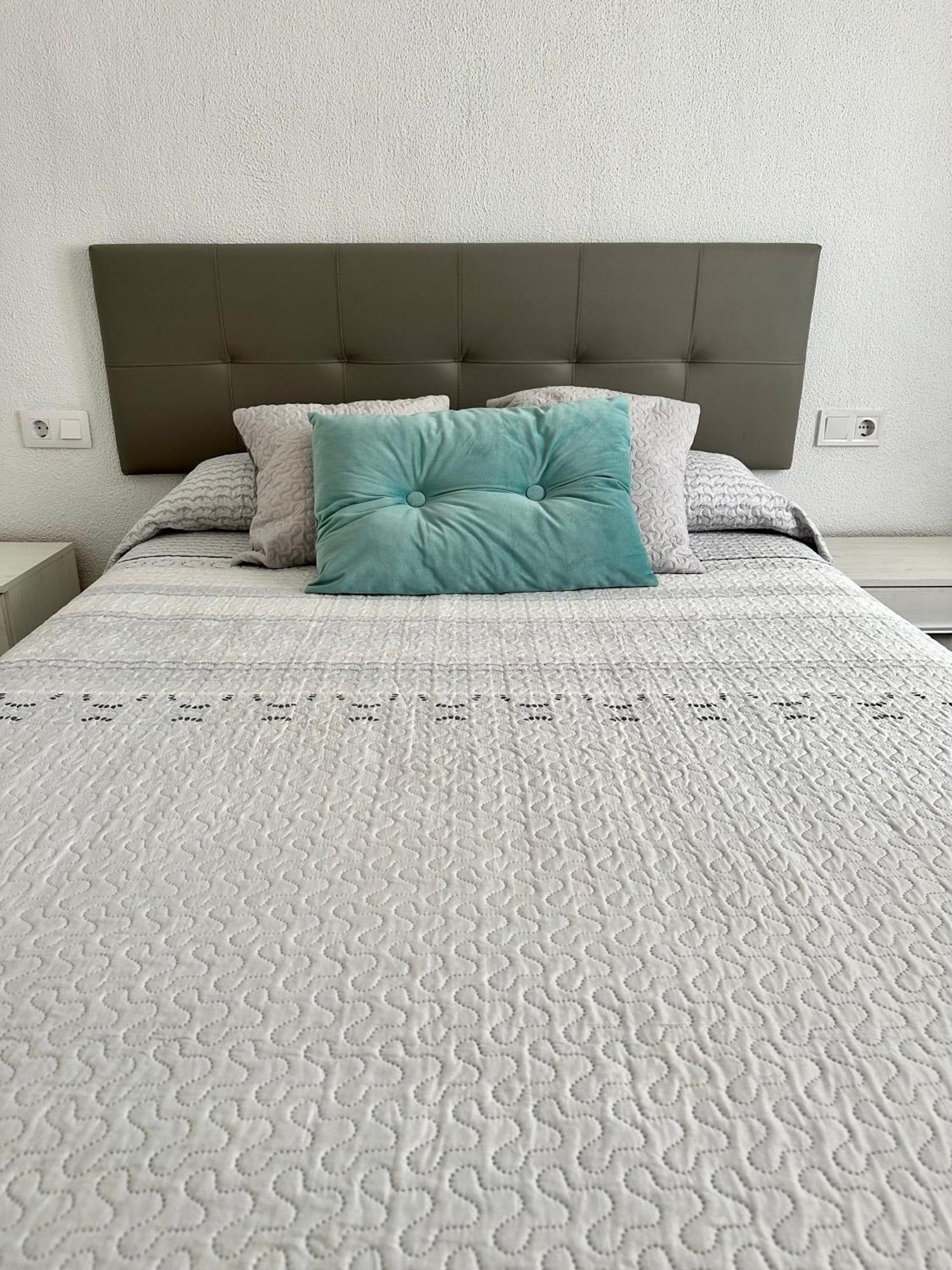 Precioso Apartamento 3 Dormitorios, Aire Acondicionado Menos 10 Min A Pie Feria Херес де ла Фронтера Екстериор снимка